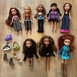 COPY - Vintage Bratz dolls lot